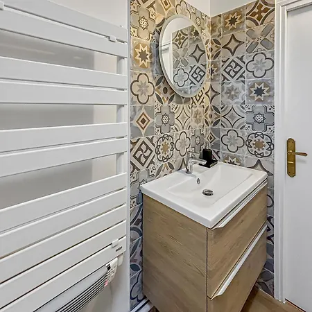 Holiday home Grande Maison Familiale Au Calme Avec Jardin Partage *