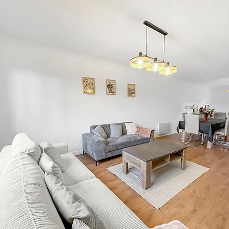 Grande Maison Familiale Au Calme Avec Jardin Partage Holiday home Eaubonne