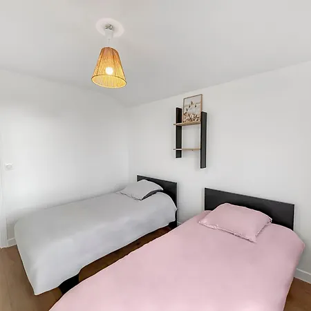 Grande Maison Familiale Au Calme Avec Jardin Partage Holiday home Eaubonne